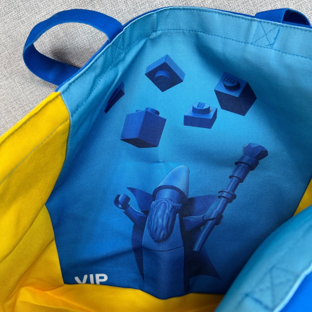LEGO VIP Exclusive Tote Bag Blue Yellow Graphic Logo Shopping Bag NEW with Tags - Picture 4 of 8
